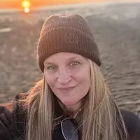 Rachel Wade: The High Cost of Being Raised a Jehovah’s Witness